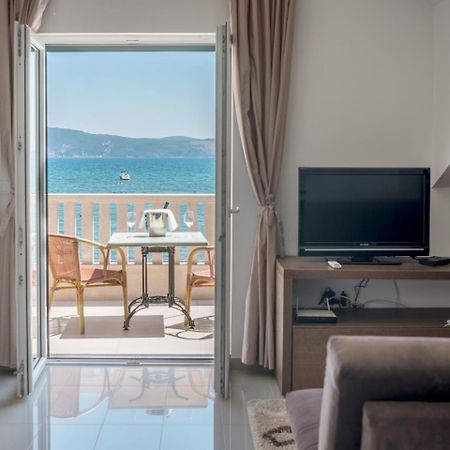 Grifone Coastline Appartement Herceg Novi Buitenkant foto