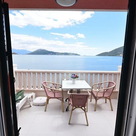 Grifone Coastline Appartement Herceg Novi Buitenkant foto