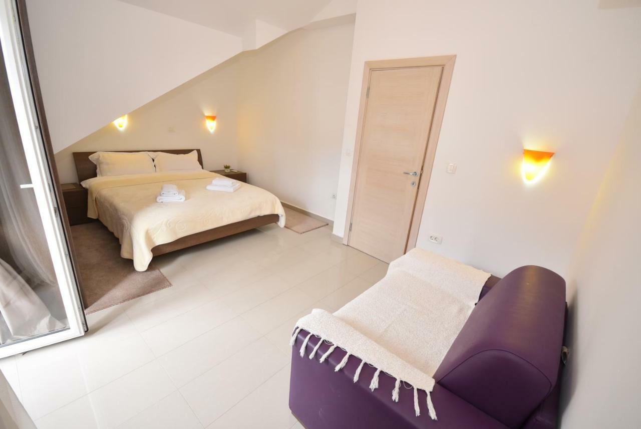 Grifone Coastline Appartement Herceg Novi Buitenkant foto